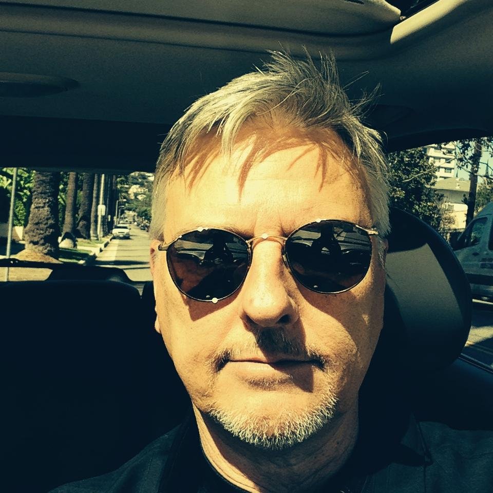 Writer, mischief-maker. HOST of award-winning #podcast @ourgen1 https://t.co/ipj9kEZnvX  On Bluesky: https://t.co/ln8bzd0daM