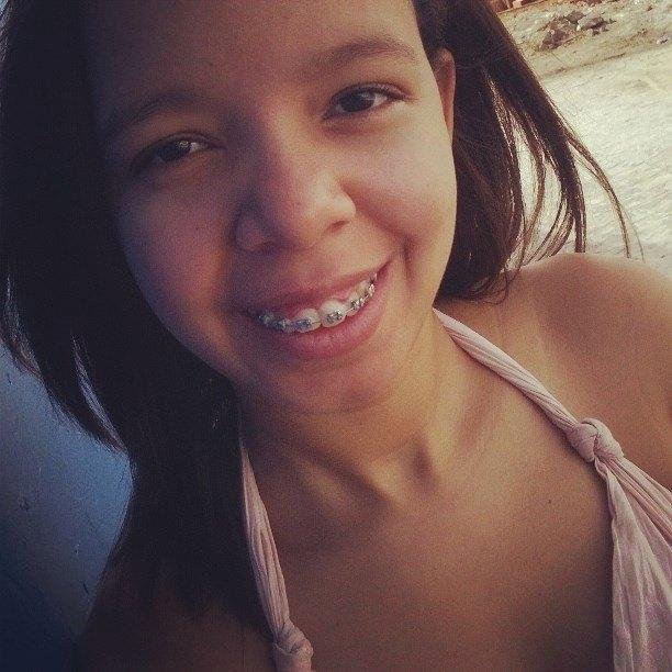 Pisciana, espontânea, romântica,Xatiinha! Fã da melhor cantora do mundo @ivetesangalo ♥ ♫ Pra sempre vou te amar ♫♪