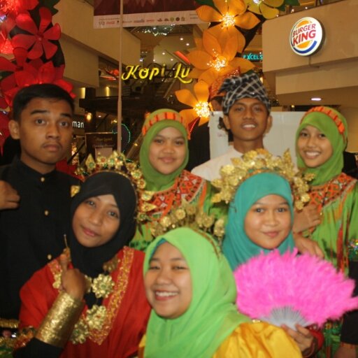 Memberikan manfaat untuk semua orang dalam hal kebaikan bukan me dan di manfaatkan ||FOR 6 || @Enthird_23 .★ man saara ala darbi washala ★ medical student