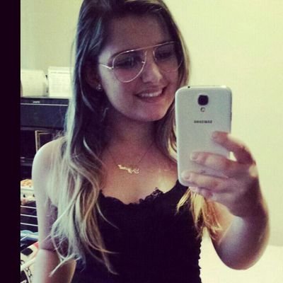 -Vai ser feliz, a vida é curta.✌