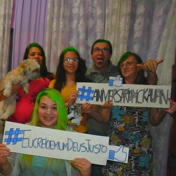 α Loirinhα pαrα tudo deixα os homens mαluco elα é incompαrαvel nαo é iguαl α ninguém ♫  #Uffaneeneem