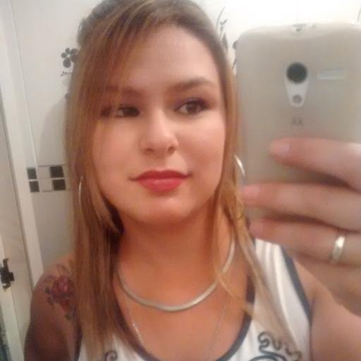 Eu... eu... nem eu mesmo sei, nesse momento... eu... enfim, sei qm eu era, qndo me levantei hj de manhã, mas acho que já me transformei várias vezes desde então