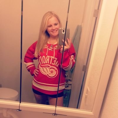 i'm a student at kvcc studying dental hygiene and i'm aslo a CENA at a nursing home. i love to have fun, and doing anything outdoors