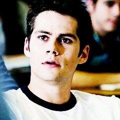 17. Hiperactividad personificada. | Futuro detective, por ahora trato de ayudar a mi padre con sus casos. {I'm not a hero. Sarcasm is my only defense.} #FreeRol