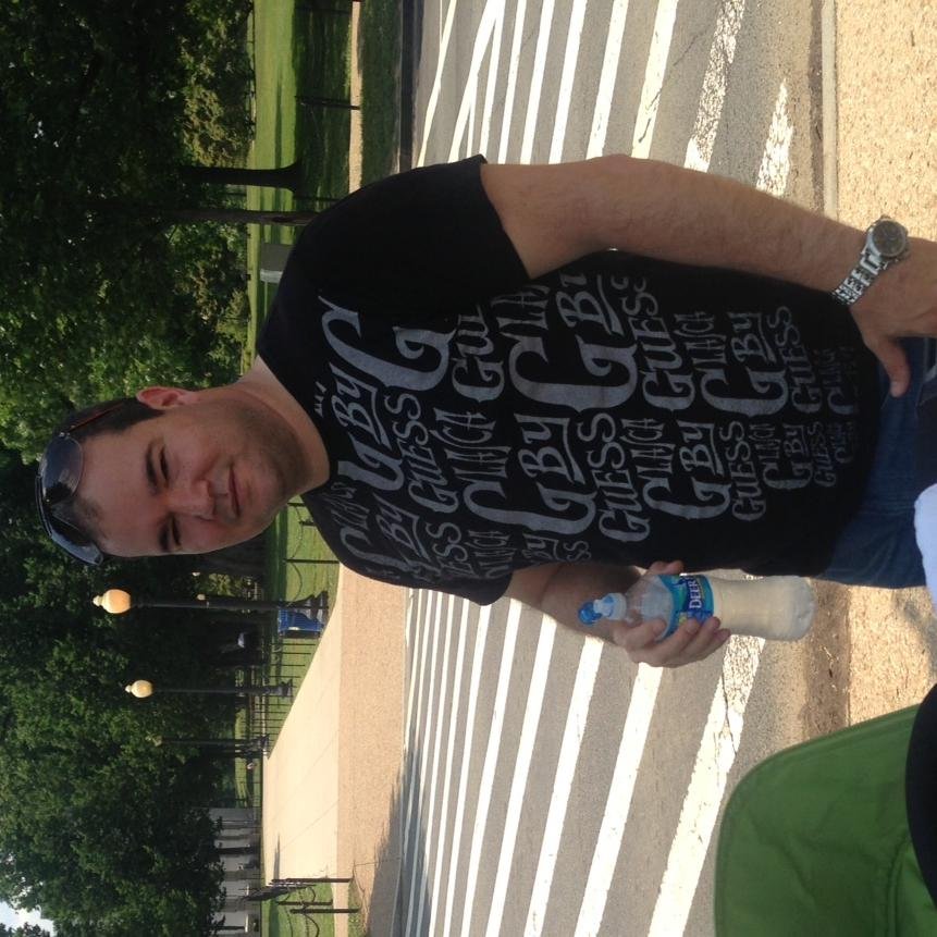 YanivGrundman's profile picture. 