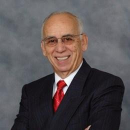 Manuel Prado has been in the Real Estate business for over 15 years. He has been involved in residential sales, apartments and in land.