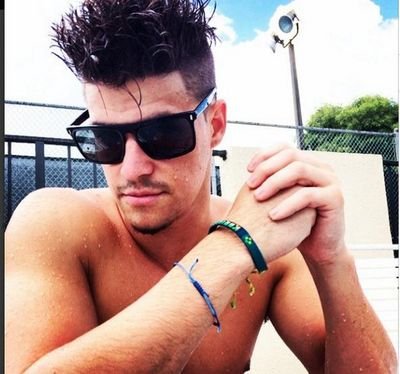 bb_anxiety's profile picture. twistedy twist twist twist... But first.. #zackAttack #prettyGmarksbiggestfan