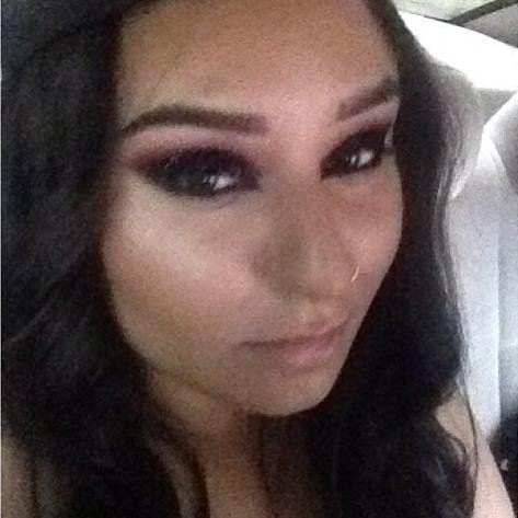 SoFlo Professional Makeup Artist with 5+ years experience. Paul Mitchell Professional.

For booking contact me via E-Mail: BeatByYasmin@gmail.com