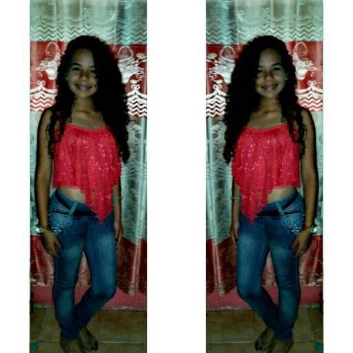 Futbolista.  Instagram: fefyfr_            Filipenses 4:13.