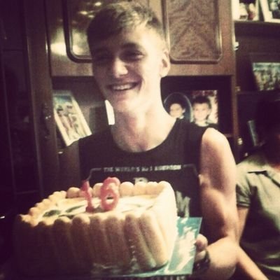 Daniel_Rivota's profile picture. La Familia Nostra, empieza a ser lo mejor de lo mejor, por cada segundo que pasa!