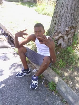 Free Dana #SOG  straight trappers Straight Out The Gutta campaign no Rappers Just Trappers #SOG..We Ain't Hatin On Nobody 
We #Salut