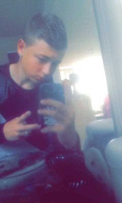 14 jaar love voor mn brada's en familie♥   chanel mijn meisje aleen van mij ♥♥