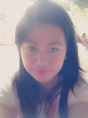 pampam girl..(love to eat and to sleep) simple person