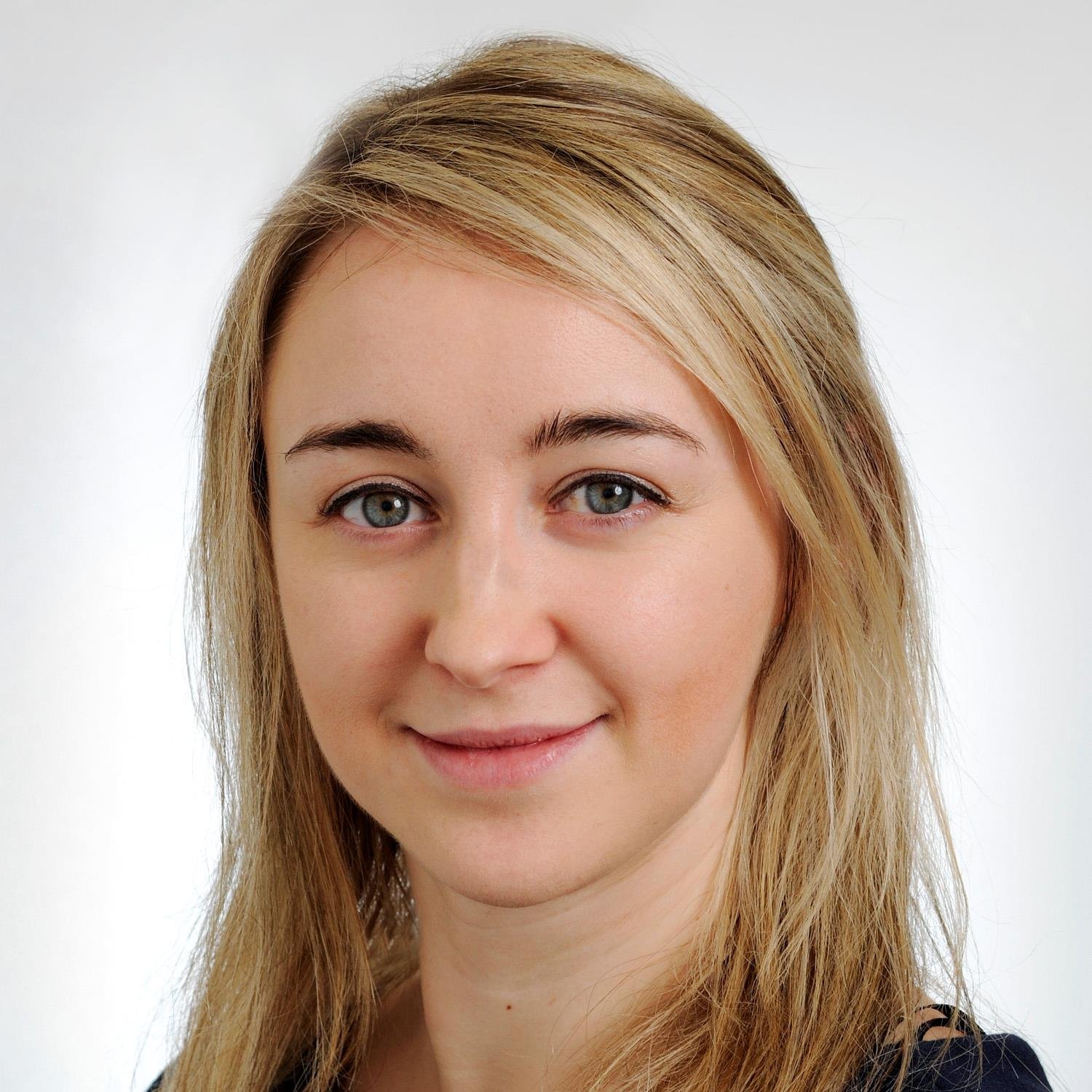Sustainability & Climate Change Consultant at PwC. Mum, amateur baker & vegetarian cook, runner. All thoughts are my own.