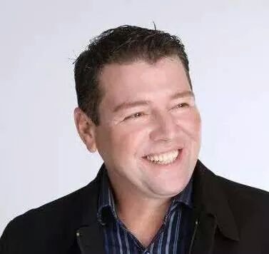 CANTOR, COMPOSITOR E PRODUTOR ARTÍSTICO 43-96010012 E-MAIL paulinhoaverca@ http://t.co/PrrEr13Nix http://t.co/EpuaPFG6HF