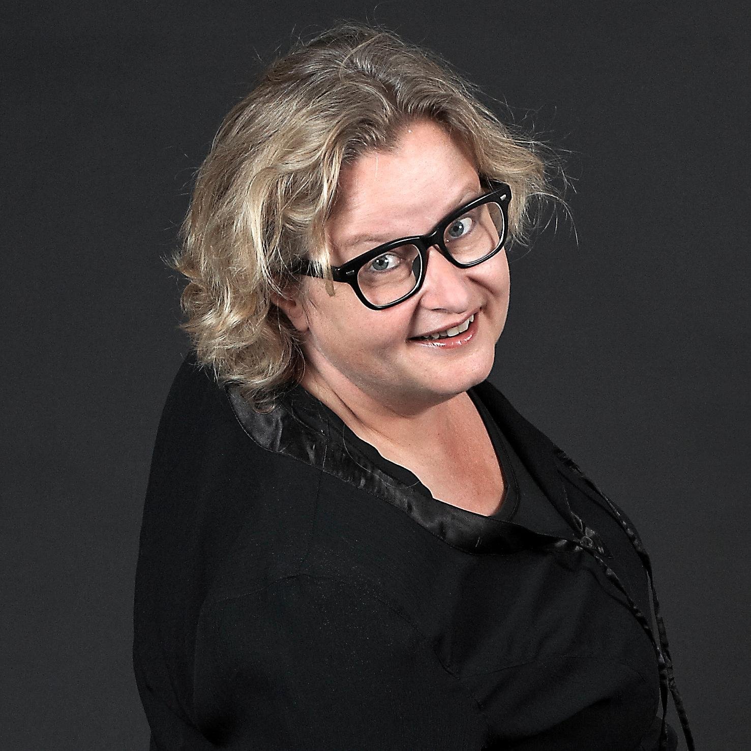 Ondernemers  7 versnellingen om te groeien internationaal | liefde voor jezelf, je klant, je merk, vernieuwing, communicatie = sales, samenwerken, waarmaken |