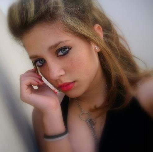Si una persona realmente quiere verte, hace todo lo posible para llegar a ti, sin miedos y sin excusas.