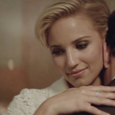 we love dianna agron!! klaine is life