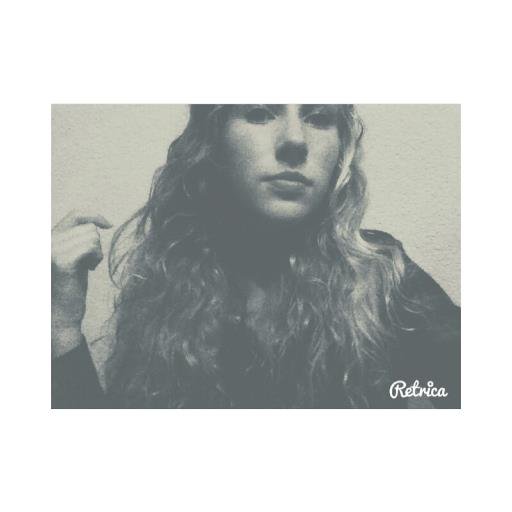 Instagram: xroosssss