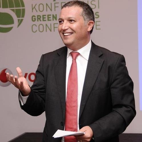 Ph.D. Gastronomi Akademisyeni, Gıda Mühendisi, Gıda Ürün Tasarımcısı, Ege Sürdürülebilir Çevre ve Kalkınma Derneği Kurucu Başkanı, ARGE Şirketi Sahibi