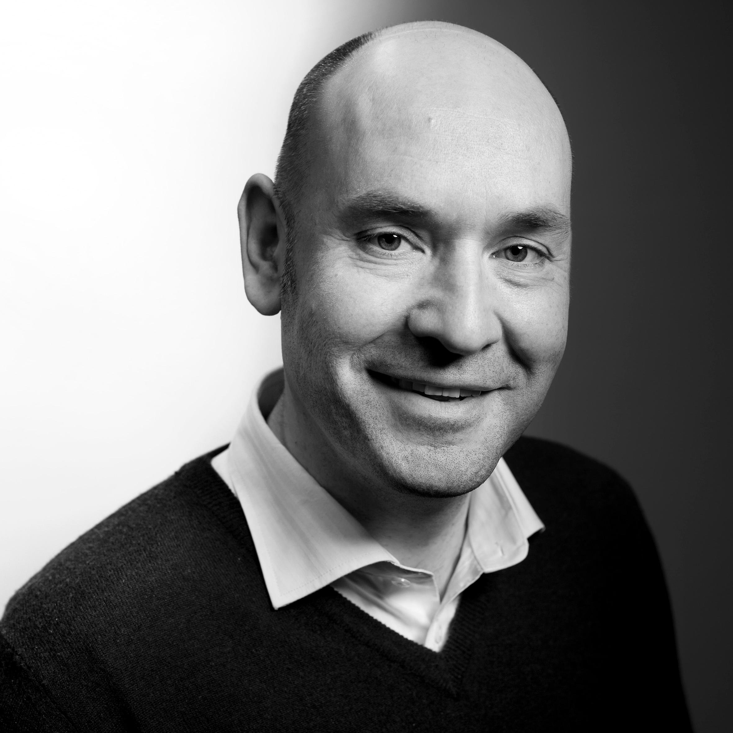 Directeur @Lestéléslocales