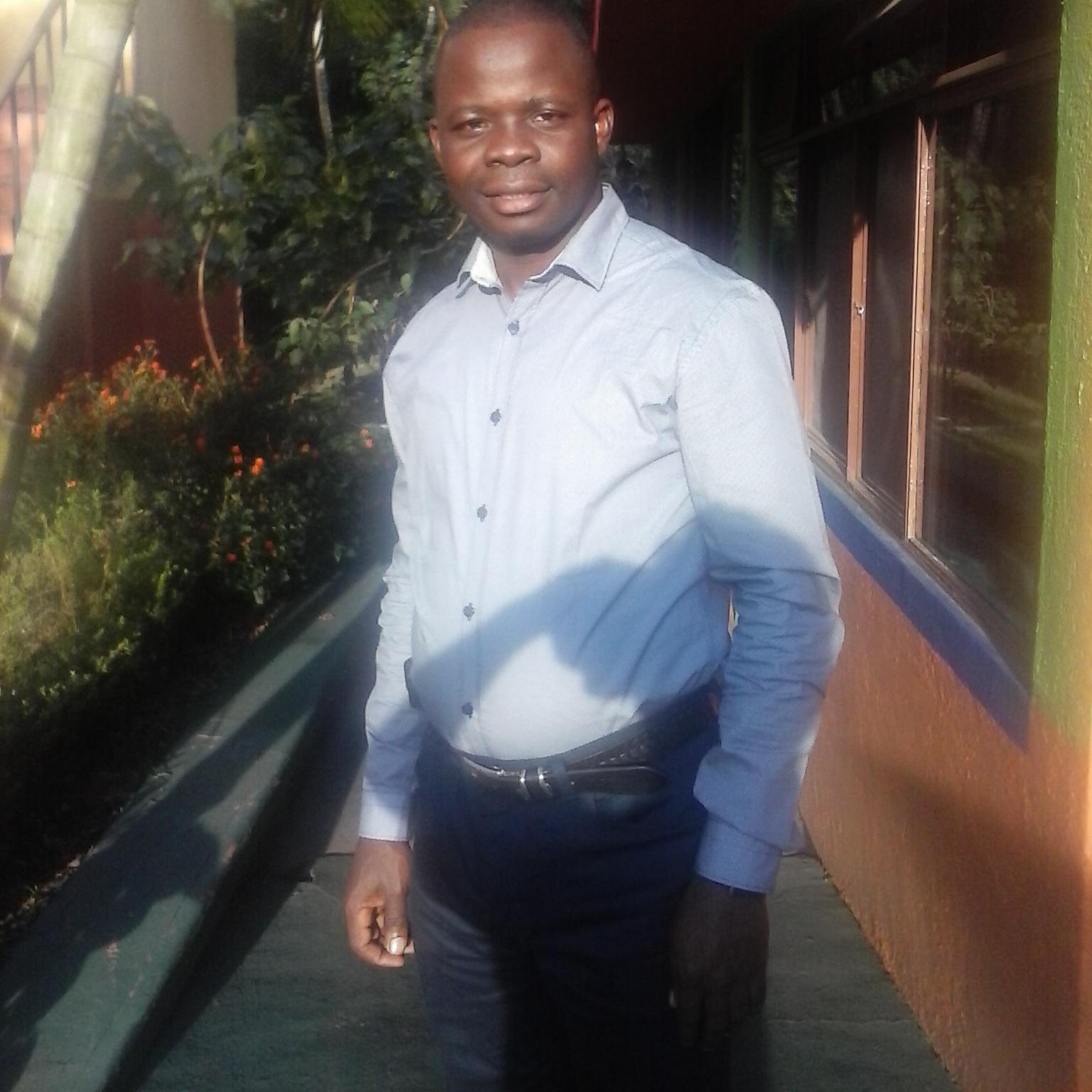 Dr Elijah Adebayo