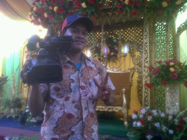 pekerjaan saya jdi photo grafer pengantin