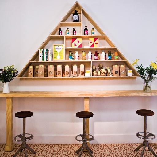 motherbcn's profile picture. Organic cold pressed juices, superfood smoothies, and all natural vegan food products -- made with love in the heart of Barcelona! #motherbcn