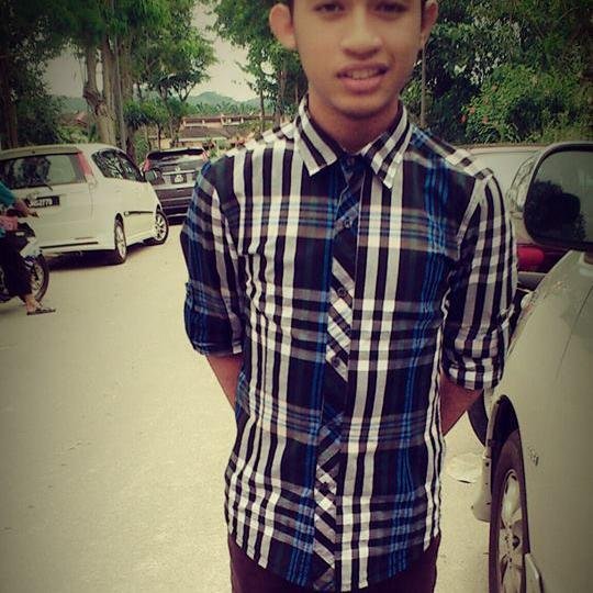 Eighteen 3 GulaHati ♡ . Semoga segala urusan dipermudahkan dan dirahmati Allah . ^_^