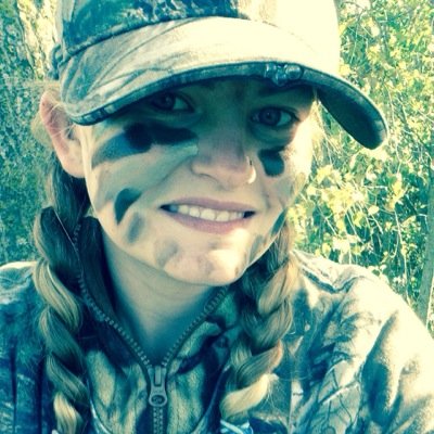 Love to be outdoors either fishing,hunting or riden my quad. Im not the ordinary every day girl. I also love to party and have fun. Im a country girl! ❤