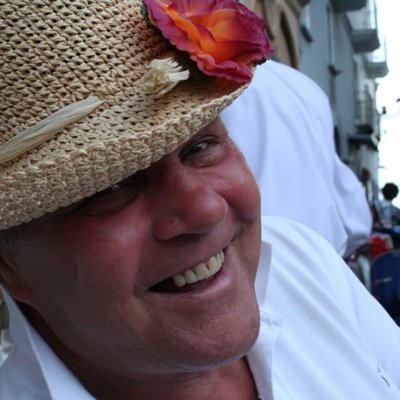 bondieGeoff's profile picture. Retired so great fun with grandchildren, gym, golf, studies - Spanish and Journalism plus as many hols as possible. Proud President of Farnham Rugby Club.