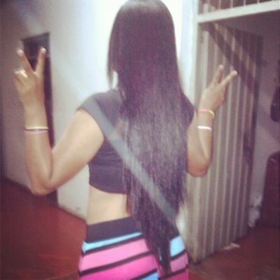 Me encanta sonreirle a la vida,es mejor ser como eres en realidad y no vivir de apariencias