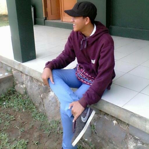 Ekky d pratama 16