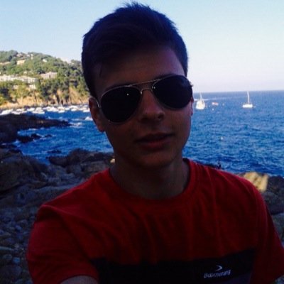Si el cervell humà fos tan senzill com perque el poguéssim entendre, llavors seríem tan estúpids que ja no el podríem entendre.       Snapchat: mr.pujol