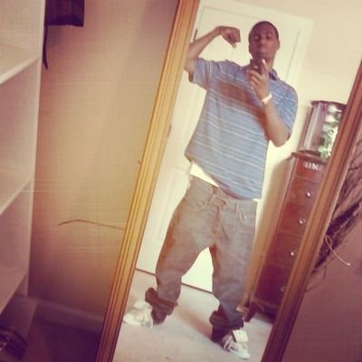 I'ma Yung Rickh BHLOOD By dha Way . ..Naw But on some RNS ....ah niggah kool ppl'z. .jus looking to meet some new face'z. jus kame home frm ah lil 4yr Bid....so
