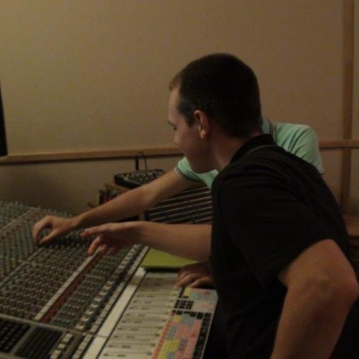 Musician, DJ, producer

http://t.co/LuzO6esxUG
http://t.co/9wfC0AJboi