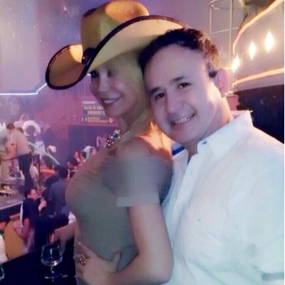 INN_LOVEE's profile picture. Nada mejor q ser feliz, que estar al
Lado de la persona amada!