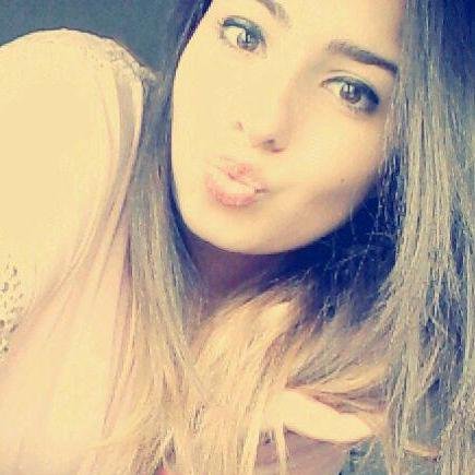 SEMBRA LONTANI QUASI ANNI LUCE QUEI MOMENTI CON TE..
AMO LA MIA MIGLIORE AMICA,PER ME E' IL MIO TUTTO!