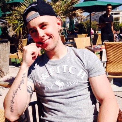 Futur candidat de Secret Story 9 !!!
Marque de vêtement : Baybayzoo
Bientôt interview dans le bain avec Jeremstar
Le meilleur Eddy Ss7 Anges 5 !