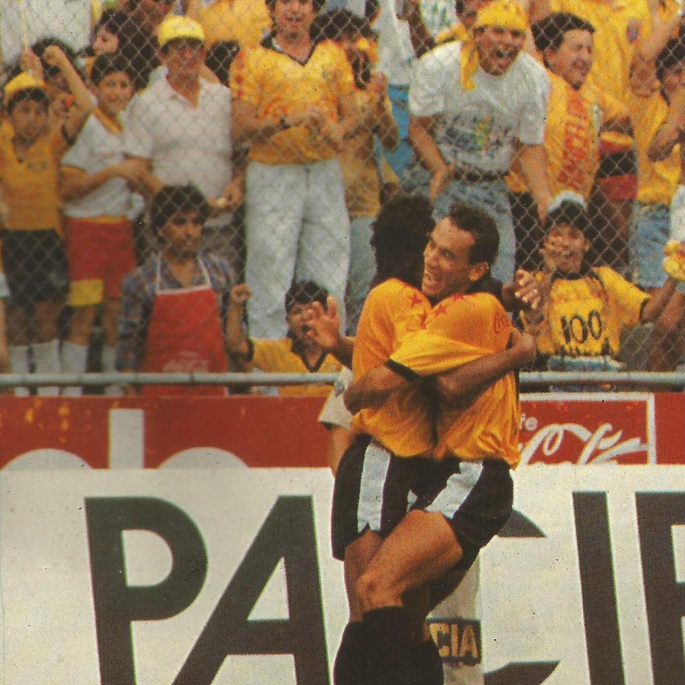 Barcelonista desde 1985 y socio desde 1997. Culé desde 1991