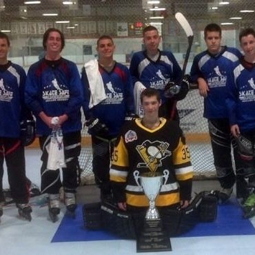 androsweekly's profile picture. 