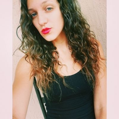 Lizzovo_'s profile picture. 23 ♏ 🍕
#MermaidGang 🐠👑