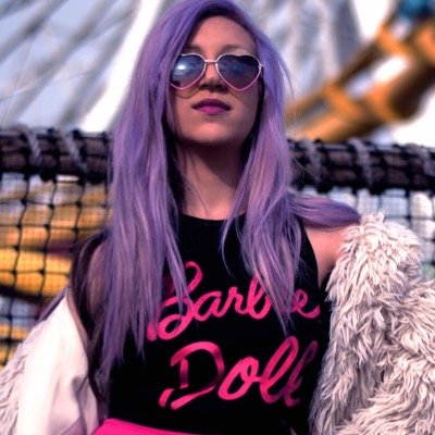 Primeiro Twitter dedicado a divulgação da cantora @Wilmie SIGO DE VOLTA. Assista ao novo clipe dela em https://t.co/ns2SXzPyzB