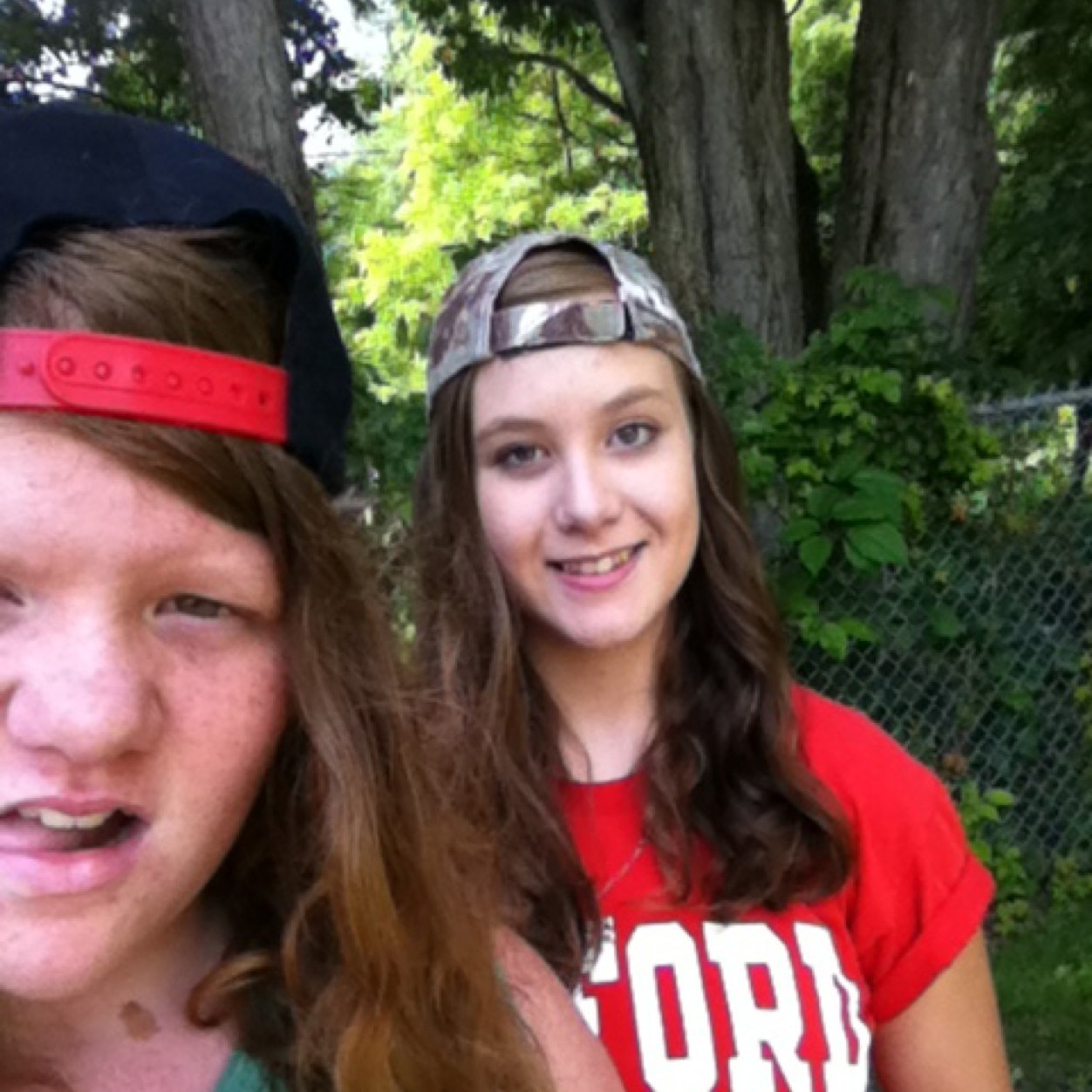Hey follow me i follow u o jave best friends ever