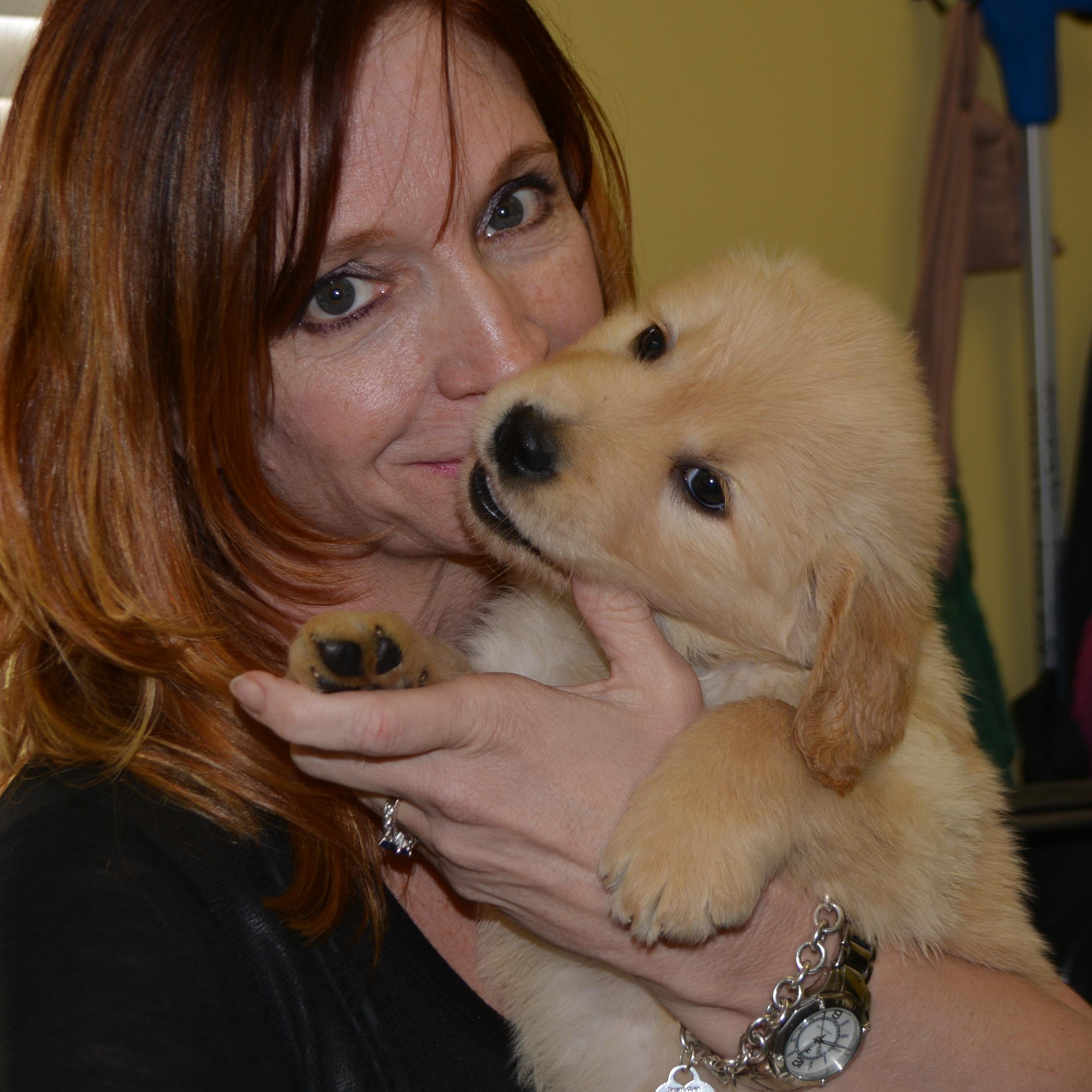 Wayne's wife, Conor, Marley, and Atom's mom, Canine Assistants volunteer, Mary's BFF, TWD fan, miss running half marathons, Odie fan, and love my job