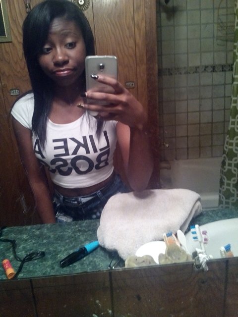 Follow My Instagram @Ps_shortcakeeee , (: