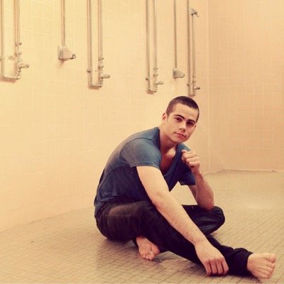 [Sub|SV|TW|Gay|Claimed] Sarcasm is my only defence,okay? Oh yeah and I'm @CockyWolfHale's slave,he's my master and I obey his /every/ instruction.