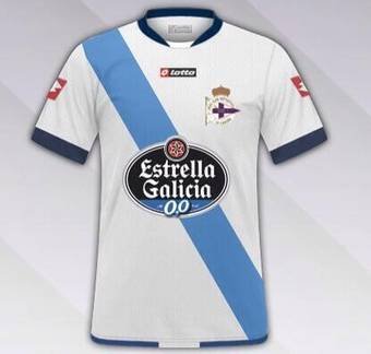 Socio do Depor dende 1965. Corazón branquiazul.