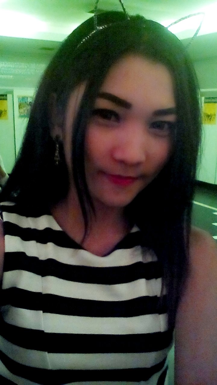 benlovelove2's profile picture. ชื่อเบญค่ะ ชอบดื่มเหล้านิดหน่อยแต่สว่างคาวงทุกที่  ,ชอบปลูกต้นไม้, รักโลกด้วย , ชอบเลี้ยงสัตว์(หมู,หมา,เป็ด.ไก่,งัว,ควย) นิสัยดี,ไครๆก็บอกว่าน่ารักจุงเบย