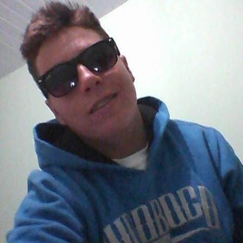 venha e me conheça , antes de me julgar :p